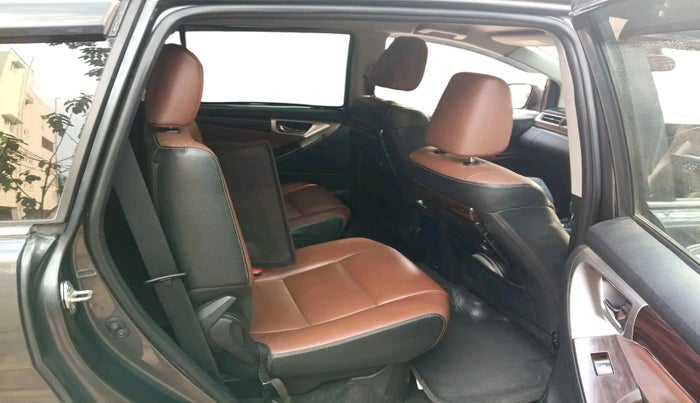 2017 Toyota Innova Crysta 2.8 ZX AT 7 STR, Diesel, Automatic, 1,10,691 km, interior