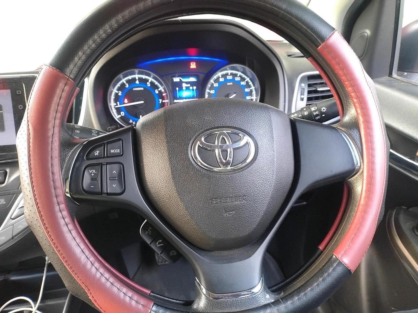 2020 Toyota Glanza G, Petrol, Manual, 26,350 km, interior