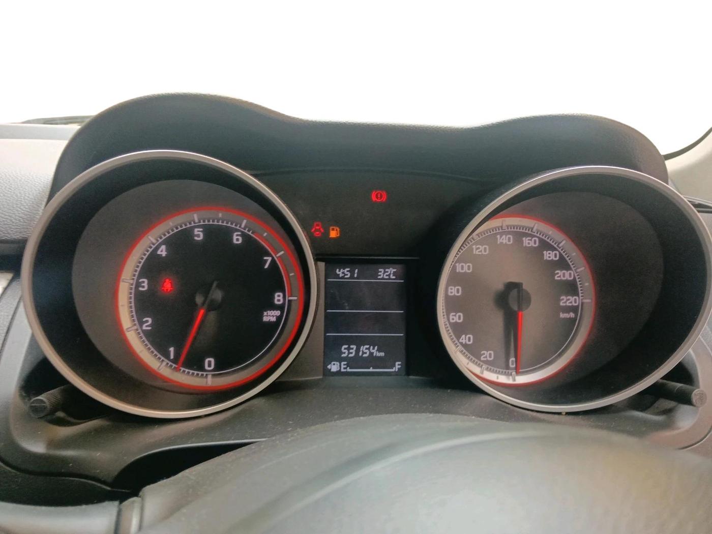 2021 Maruti Swift ZXI, Petrol, Manual, 53,154 km, interior