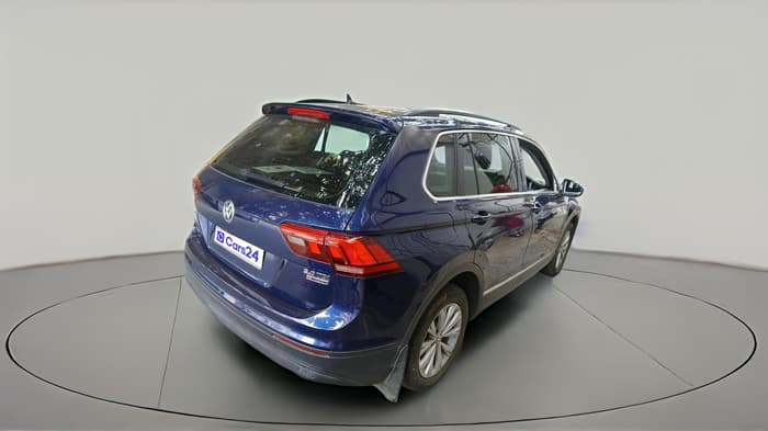 2017 Volkswagen TIGUAN COMFORTLINE TDI AT, Diesel, Automatic, 1,97,438 km, exterior