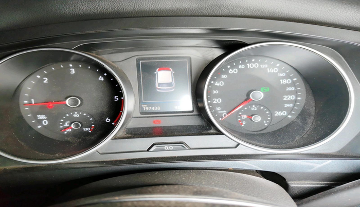 2017 Volkswagen TIGUAN COMFORTLINE TDI AT, Diesel, Automatic, 1,97,438 km, interior