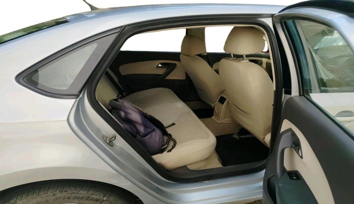 2011 Volkswagen Vento HIGHLINE DIESEL 1.6, Diesel, Manual, 1,58,587 km, interior