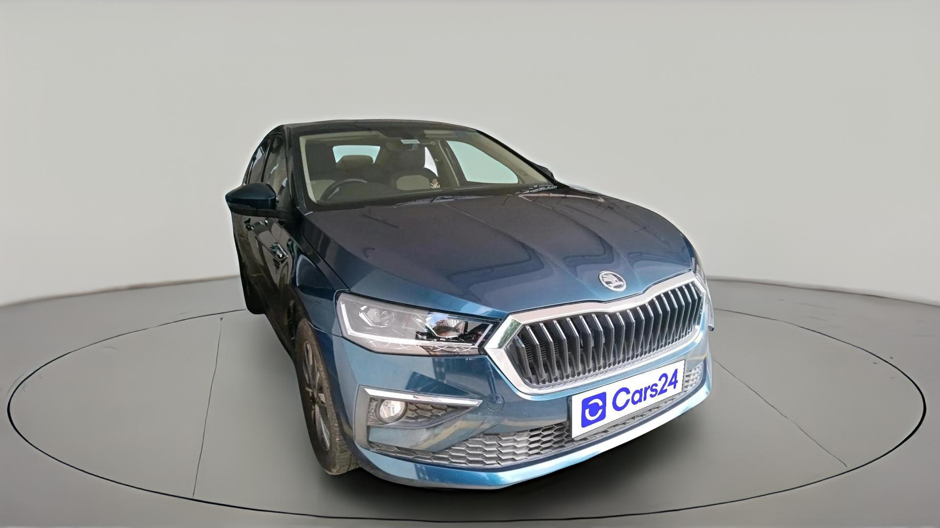 2024 Skoda SLAVIA STYLE 1.0L TSI AT