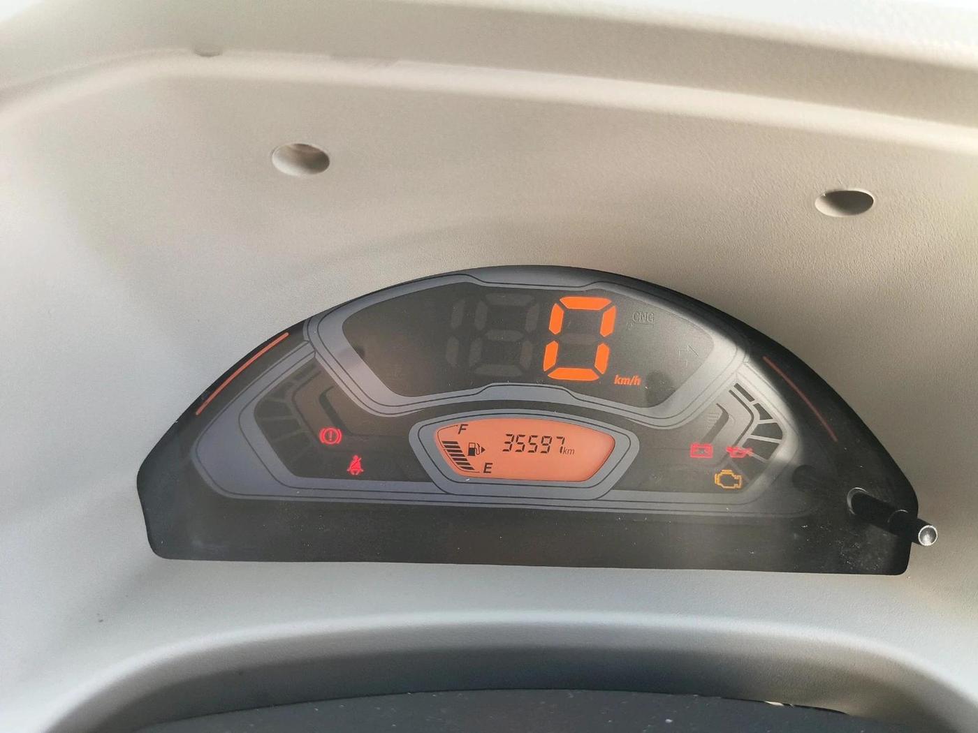 2024 Maruti Eeco 5 STR AC, Petrol, Manual, 35,597 km, interior
