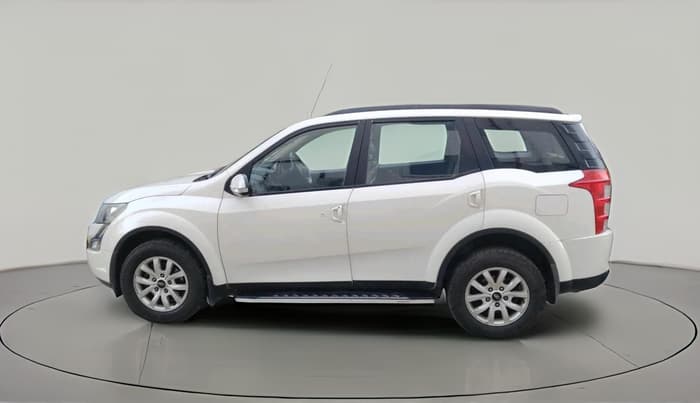 2017 Mahindra XUV500 W8, Diesel, Manual, 1,90,219 km, exterior