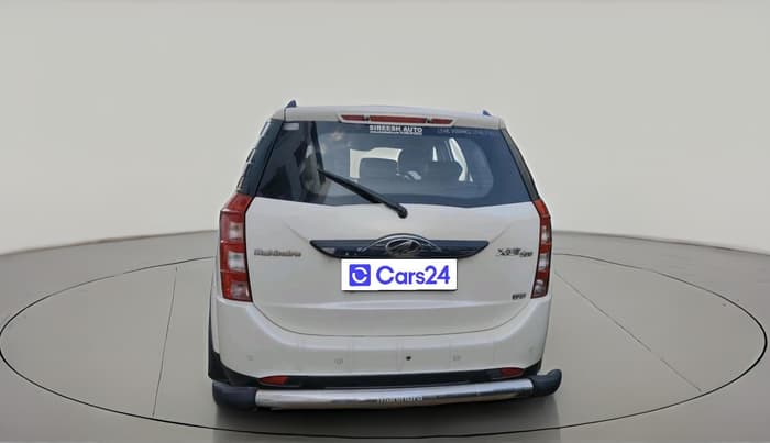 2017 Mahindra XUV500 W8, Diesel, Manual, 1,90,219 km, exterior