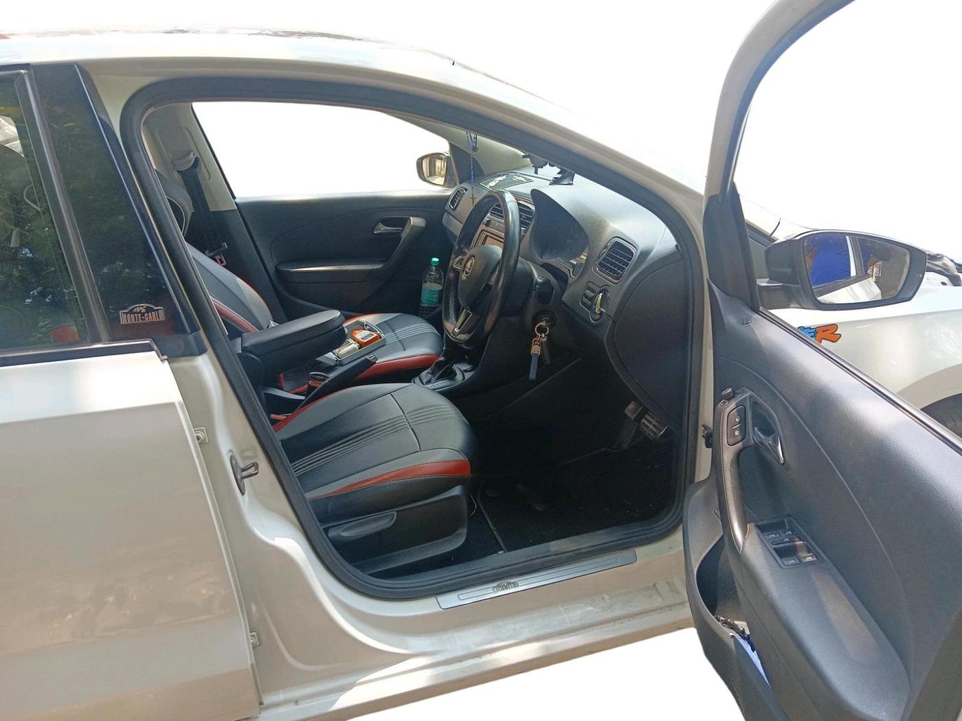 2019 Skoda Rapid STYLE 1.6 MPI AT, Petrol, Automatic, 1,27,000 km, interior