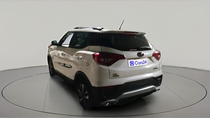 2020 Mahindra XUV300 W8 (O) 1.5 DIESEL AMT, Diesel, Automatic, 74,182 km, exterior