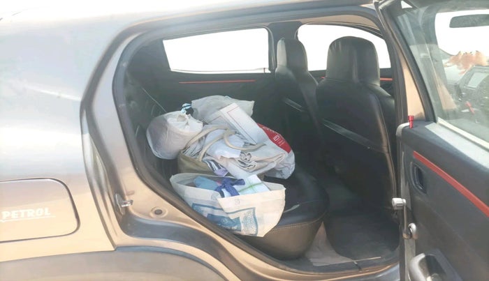 2018 Renault Kwid CLIMBER 1.0 AMT, Petrol, Automatic, 48,398 km, interior