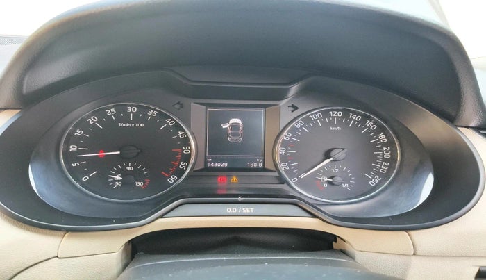 2014 Skoda Octavia AMBITION 2.0 TDI, Diesel, Manual, 1,43,029 km, interior