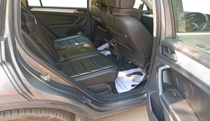 2017 Volkswagen TIGUAN HIGHLINE TDI AT, Diesel, Automatic, 1,34,536 km, interior