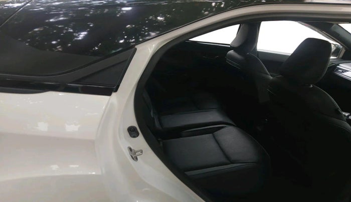 2024 Tata NEXON FEARLESS + SUNROOF DCA DUAL TONE 1.2 PETROL, Petrol, Automatic, 18,612 km, interior