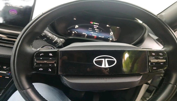 2024 Tata NEXON FEARLESS + SUNROOF DCA DUAL TONE 1.2 PETROL, Petrol, Automatic, 18,612 km, interior