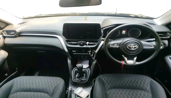 2023 Toyota URBAN CRUISER HYRYDER E NEO DRIVE, Petrol, Manual, 2,258 km, interior