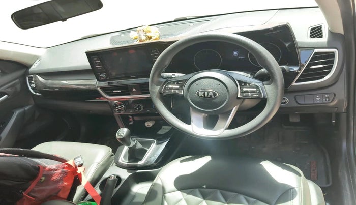 2020 KIA SELTOS HTK PLUS 1.5, Petrol, Manual, 30,169 km, interior