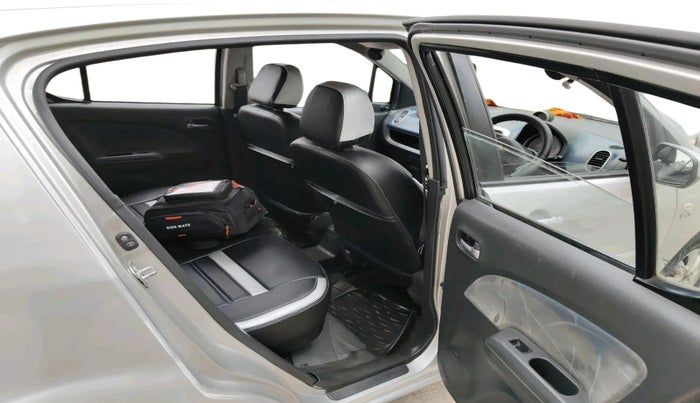 2009 Maruti Ritz ZXI, Petrol, Manual, 1,20,783 km, interior