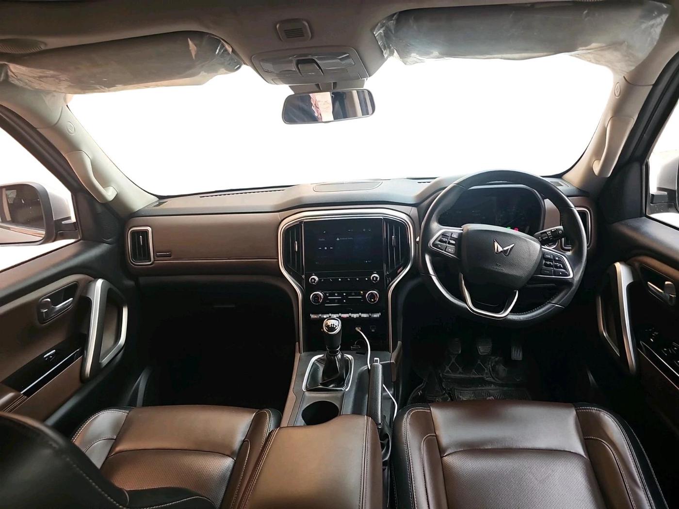 2022 Mahindra Scorpio S11 2WD, Diesel, Manual, 67,378 km, interior