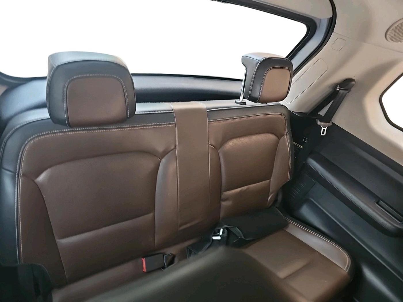 2022 Mahindra Scorpio S11 2WD, Diesel, Manual, 67,378 km, interior