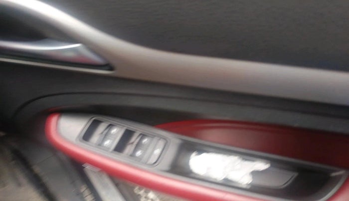 2023 MG ASTOR SAVVY 1.3 TURBO AT S RED, Petrol, Automatic, 31,676 km, interior