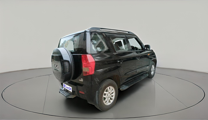 2017 Mahindra TUV300 T8 AMT, Diesel, Automatic, 1,43,432 km, exterior