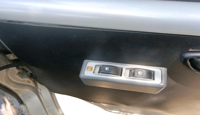 2018 Maruti Eeco 5 STR WITH A/C+HTR, Petrol, Manual, 1,05,277 km, interior