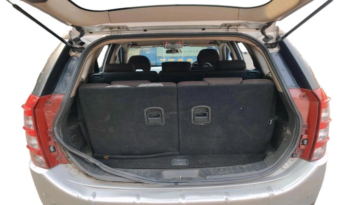 2014 Mahindra XUV500 W6, Diesel, Manual, 1,94,462 km, exterior