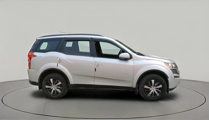 2014 Mahindra XUV500 W6, Diesel, Manual, 1,94,462 km, exterior