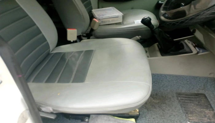 2022 Mahindra Bolero B4, Diesel, Manual, 1,12,291 km, interior