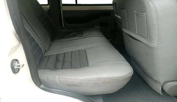 2022 Mahindra Bolero B4, Diesel, Manual, 1,12,291 km, interior