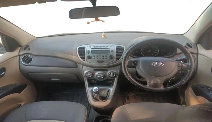 2013 Hyundai i10 SPORTZ 1.2, Petrol, Manual, 1,04,883 km, interior