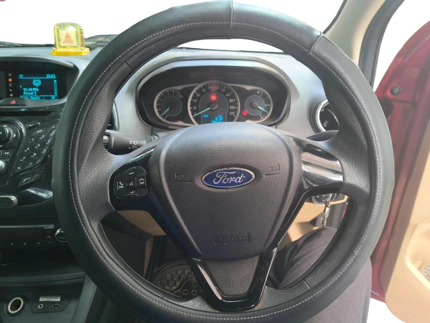 2015 Ford Figo Aspire TITANIUM 1.5 PETROL, Petrol, Manual, 78,870 km, interior