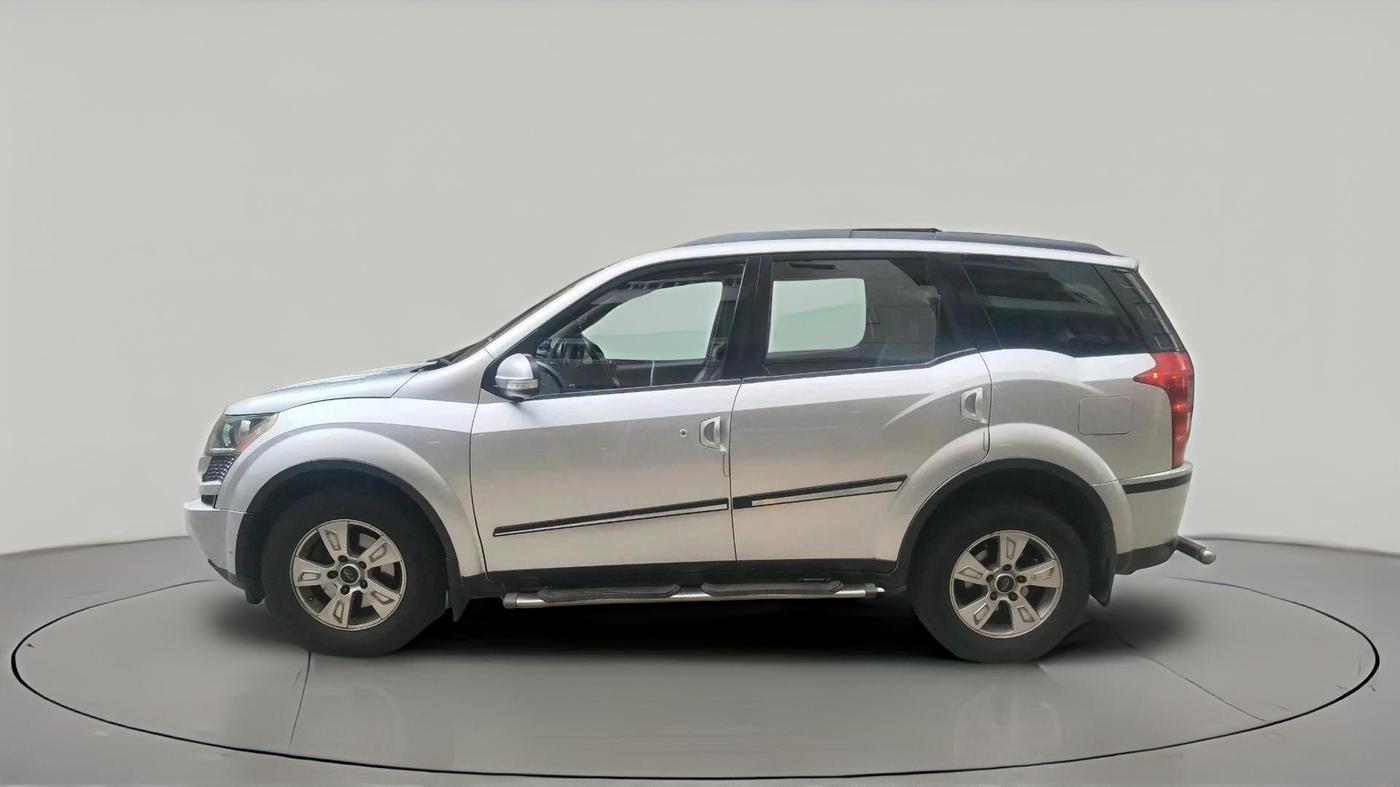 2013 Mahindra XUV500 W8, Diesel, Manual, 95,039 km, exterior