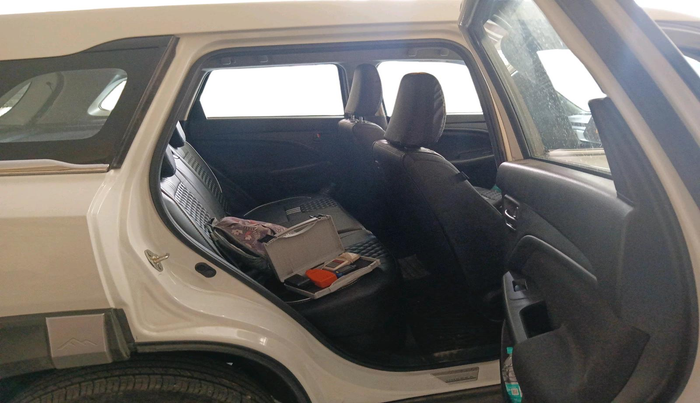 2025 Maruti BREZZA VXI, Petrol, Manual, 7,900 km, interior