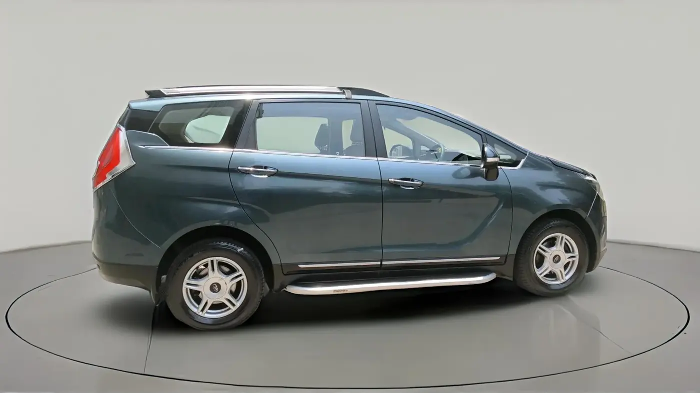 2018 Mahindra MARAZZO M6 7 STR, Diesel, Manual, 1,17,730 km, exterior