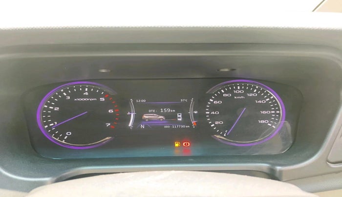 2018 Mahindra MARAZZO M6 7 STR, Diesel, Manual, 1,17,730 km, interior