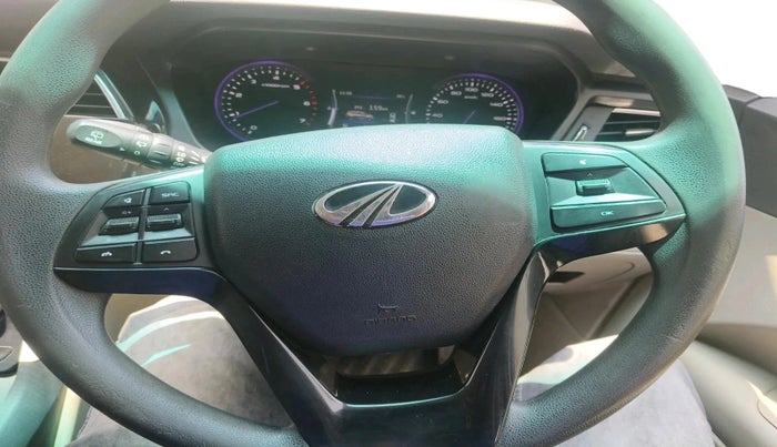 2018 Mahindra MARAZZO M6 7 STR, Diesel, Manual, 1,17,730 km, interior