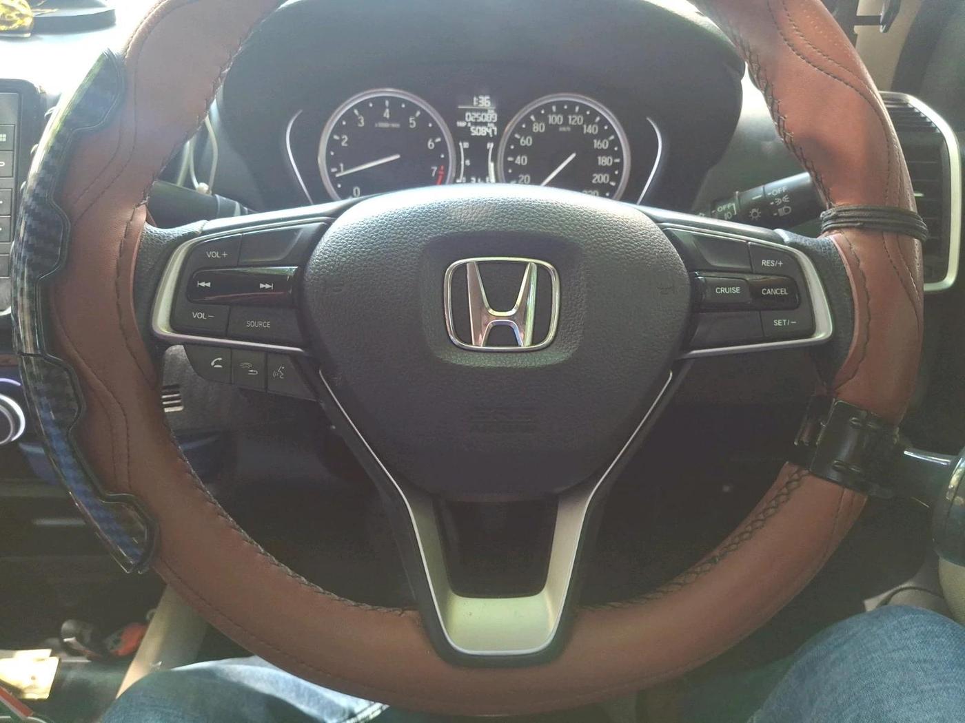 2022 Honda City 1.5L I-VTEC V MT 5TH GEN, Petrol, Manual, 25,500 km, interior