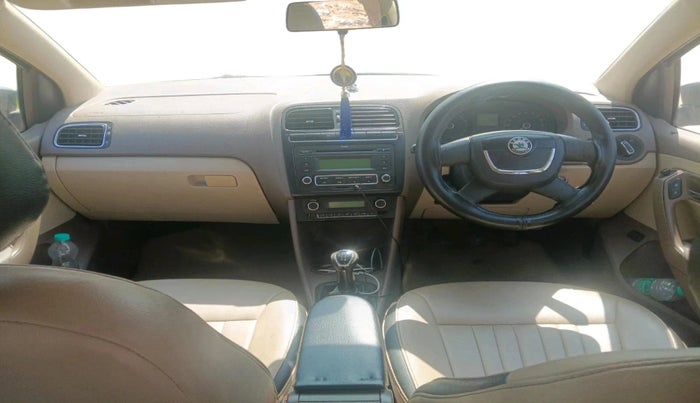 2012 Skoda Rapid ELEGANCE 1.6 TDI CR MT, Diesel, Manual, 1,39,709 km, interior