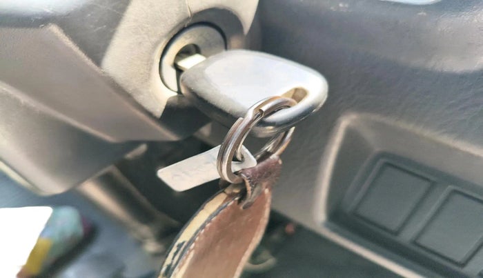 2007 Maruti Omni 5 STR, Petrol, Manual, 24,015 km, interior