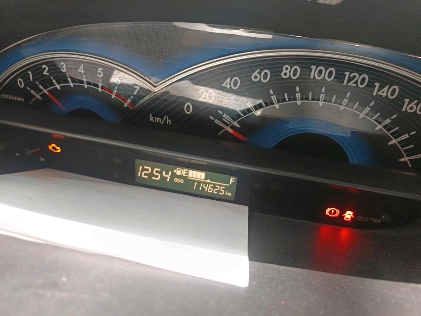 2014 Toyota Etios CROSS 1.4 VD, Diesel, Manual, 1,14,625 km, interior