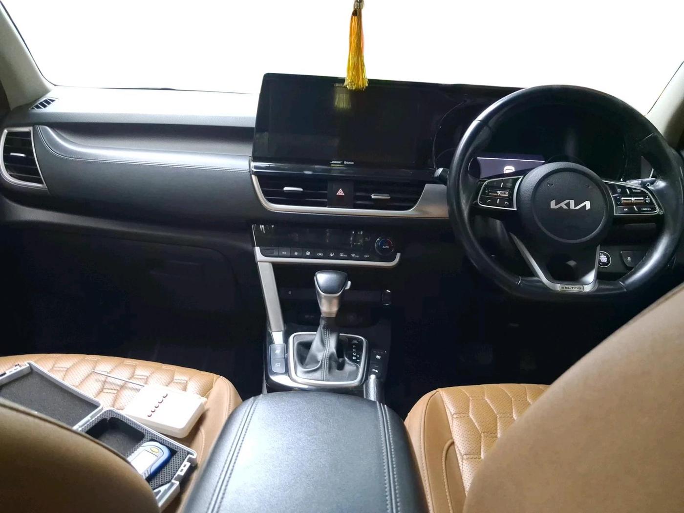2021 KIA SELTOS HTX PLUS AT1.5 DIESEL, Diesel, Automatic, 1,66,922 km, interior