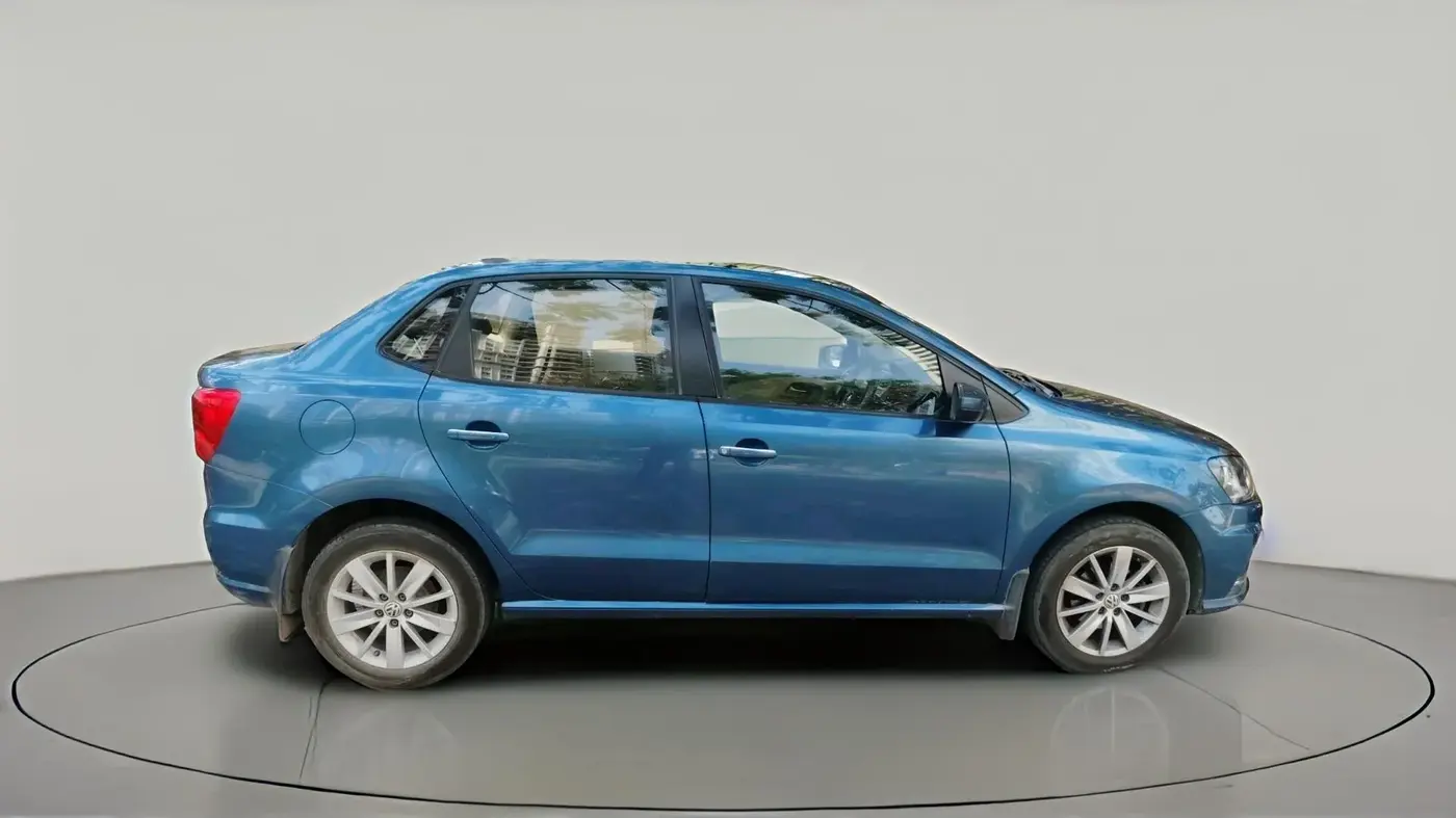 2016 Volkswagen Ameo HIGHLINE1.5L, Diesel, Manual, 62,563 km, exterior