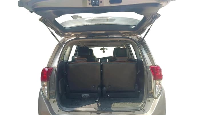 2019 Toyota Innova Crysta 2.8 GX AT 7 STR, Diesel, Automatic, 2,00,000 km, exterior