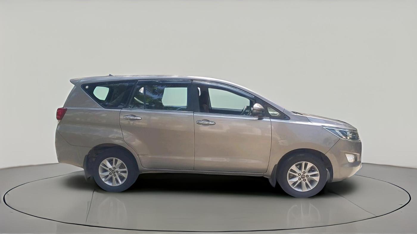 2019 Toyota Innova Crysta 2.8 GX AT 7 STR, Diesel, Automatic, 2,00,000 km, exterior