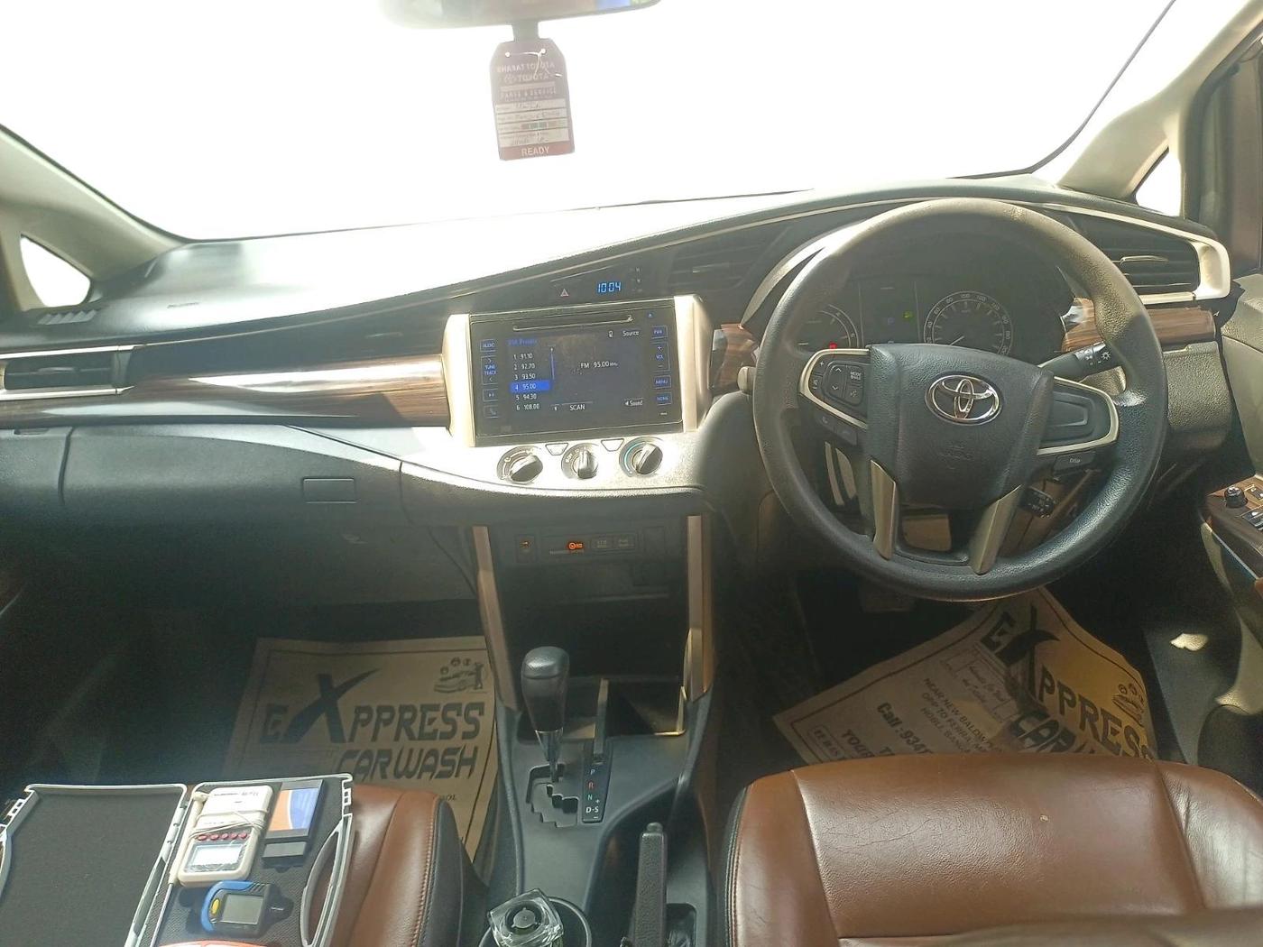 2019 Toyota Innova Crysta 2.8 GX AT 7 STR, Diesel, Automatic, 2,00,000 km, interior