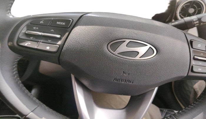 2023 Hyundai GRAND I10 NIOS ASTA 1.2 KAPPA VTVT, Petrol, Manual, 21,634 km, interior