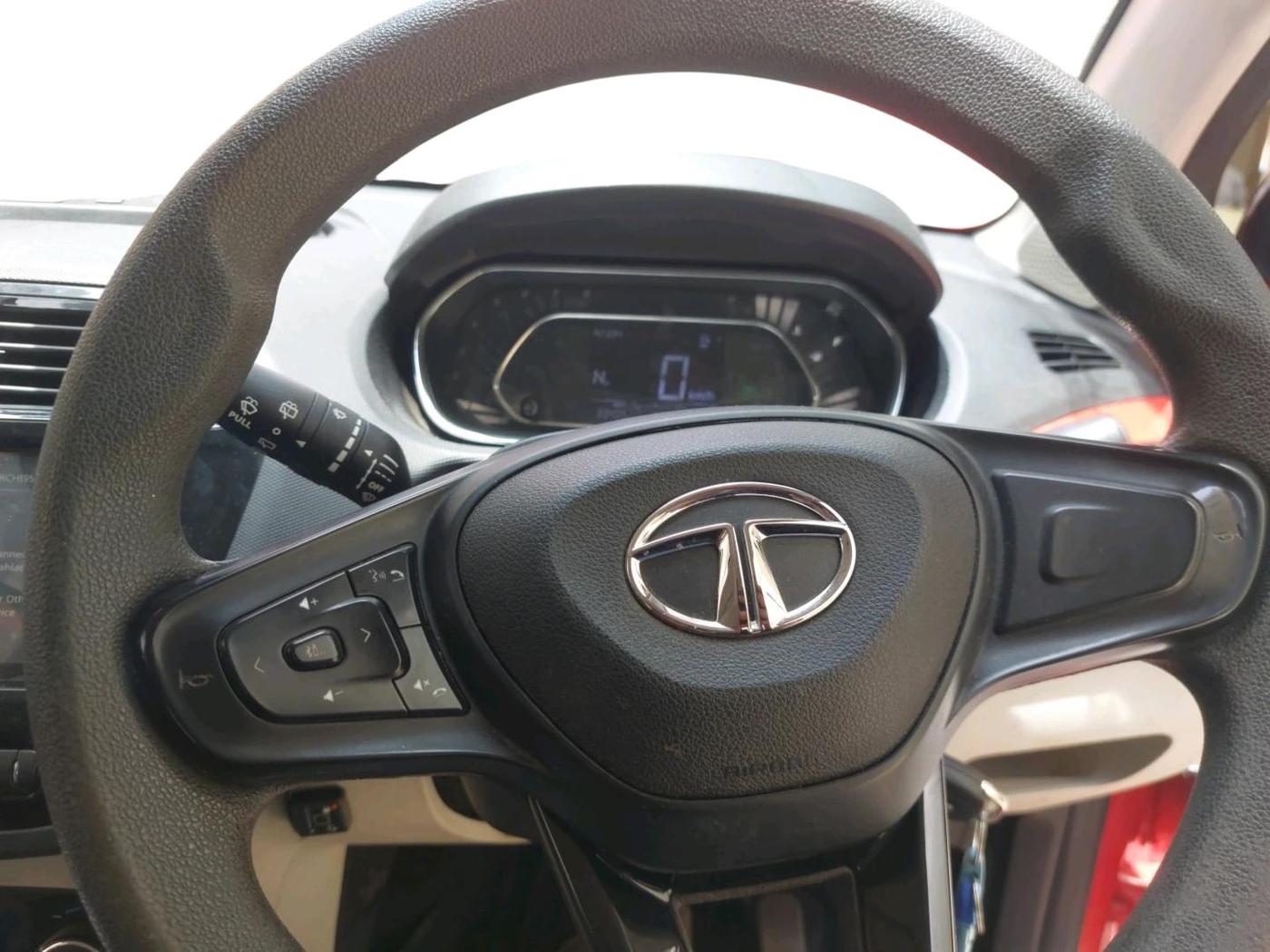 2022 Tata Tiago XZA PLUS PETROL, CNG, Automatic, 33,436 km, interior
