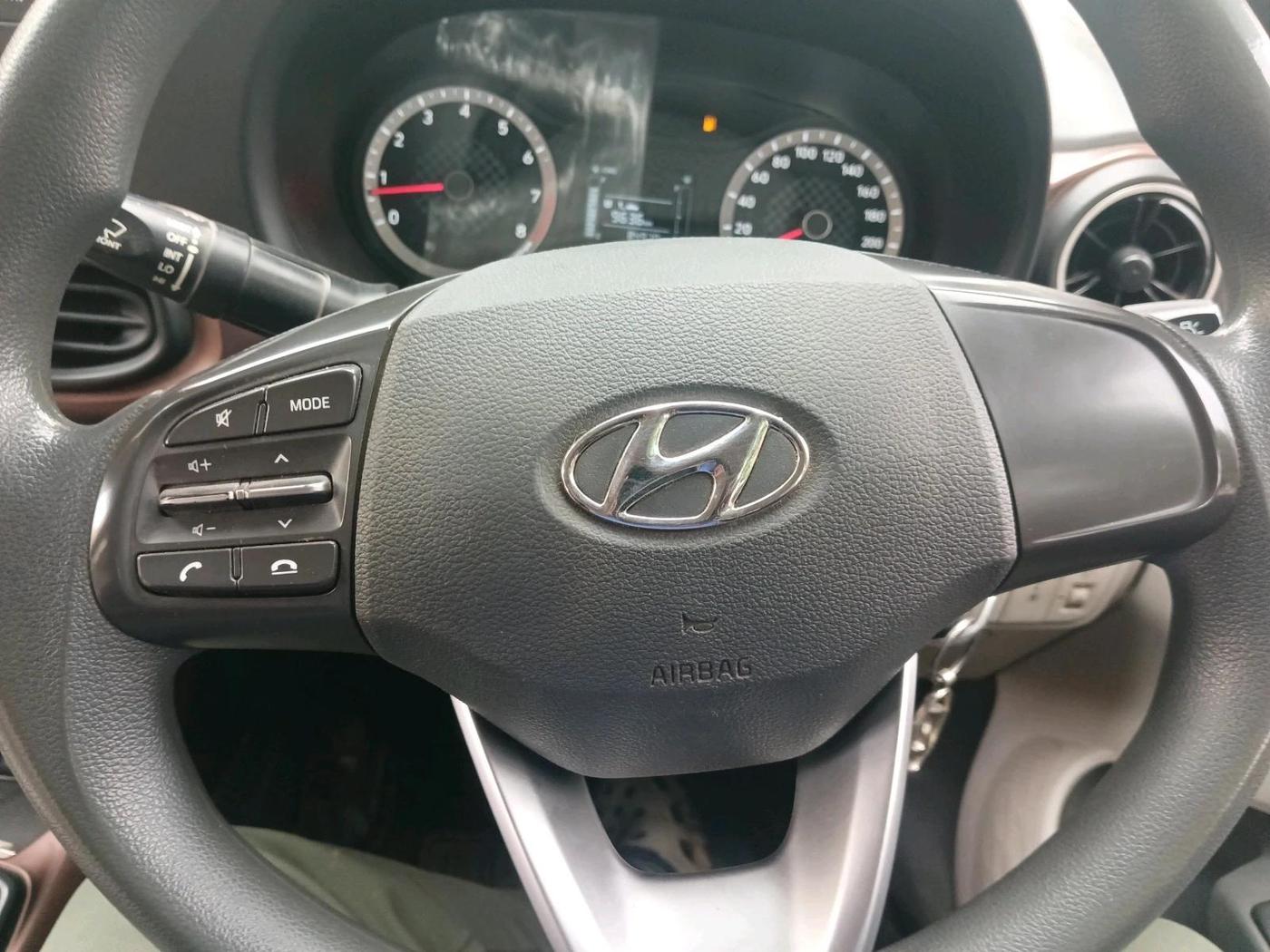 2022 Hyundai AURA S 1.2 CNG, CNG, Manual, 84,970 km, interior