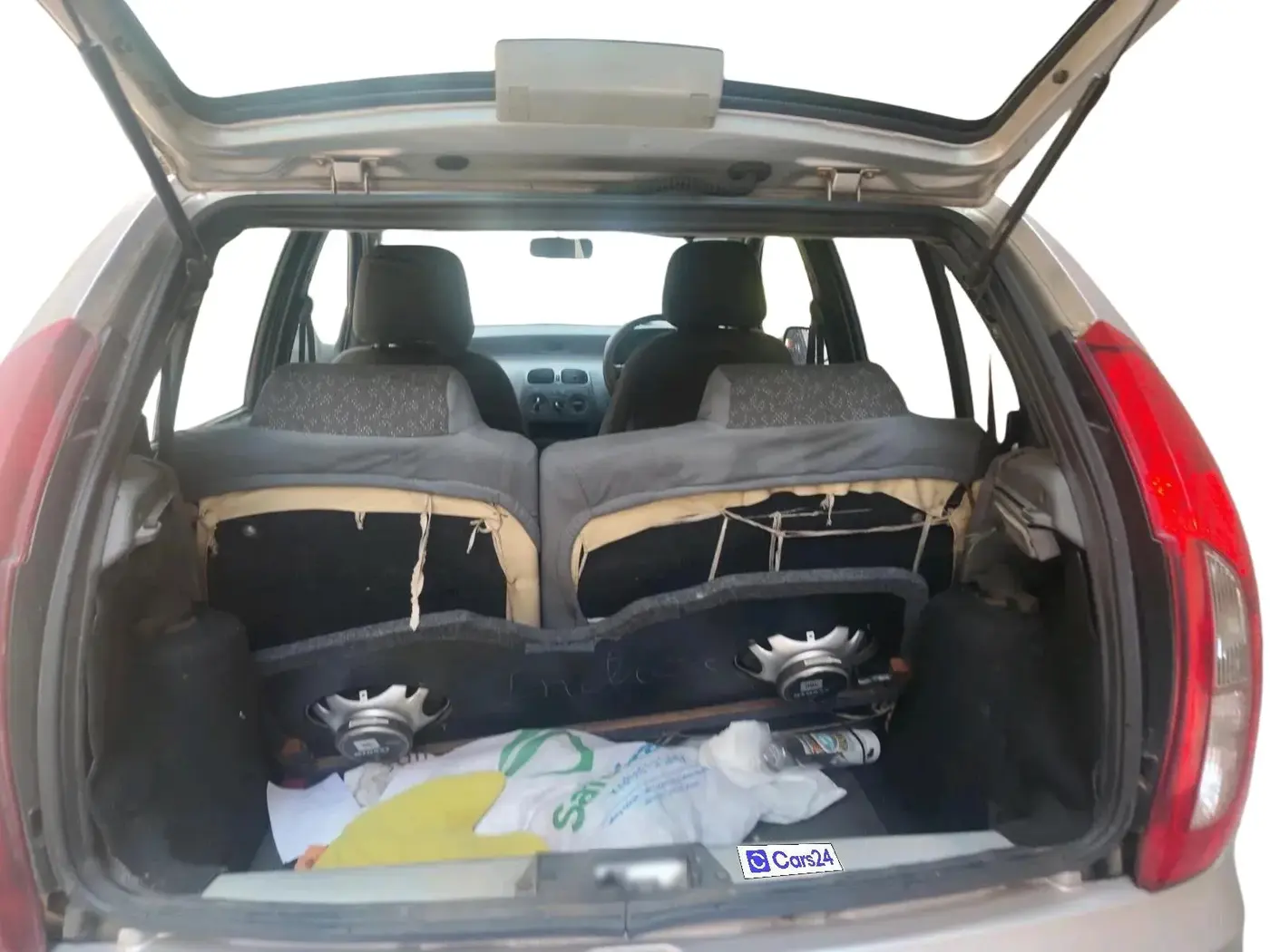 2006 Tata Indica V2 Turbo DLG, Diesel, Manual, 1,27,889 km, exterior