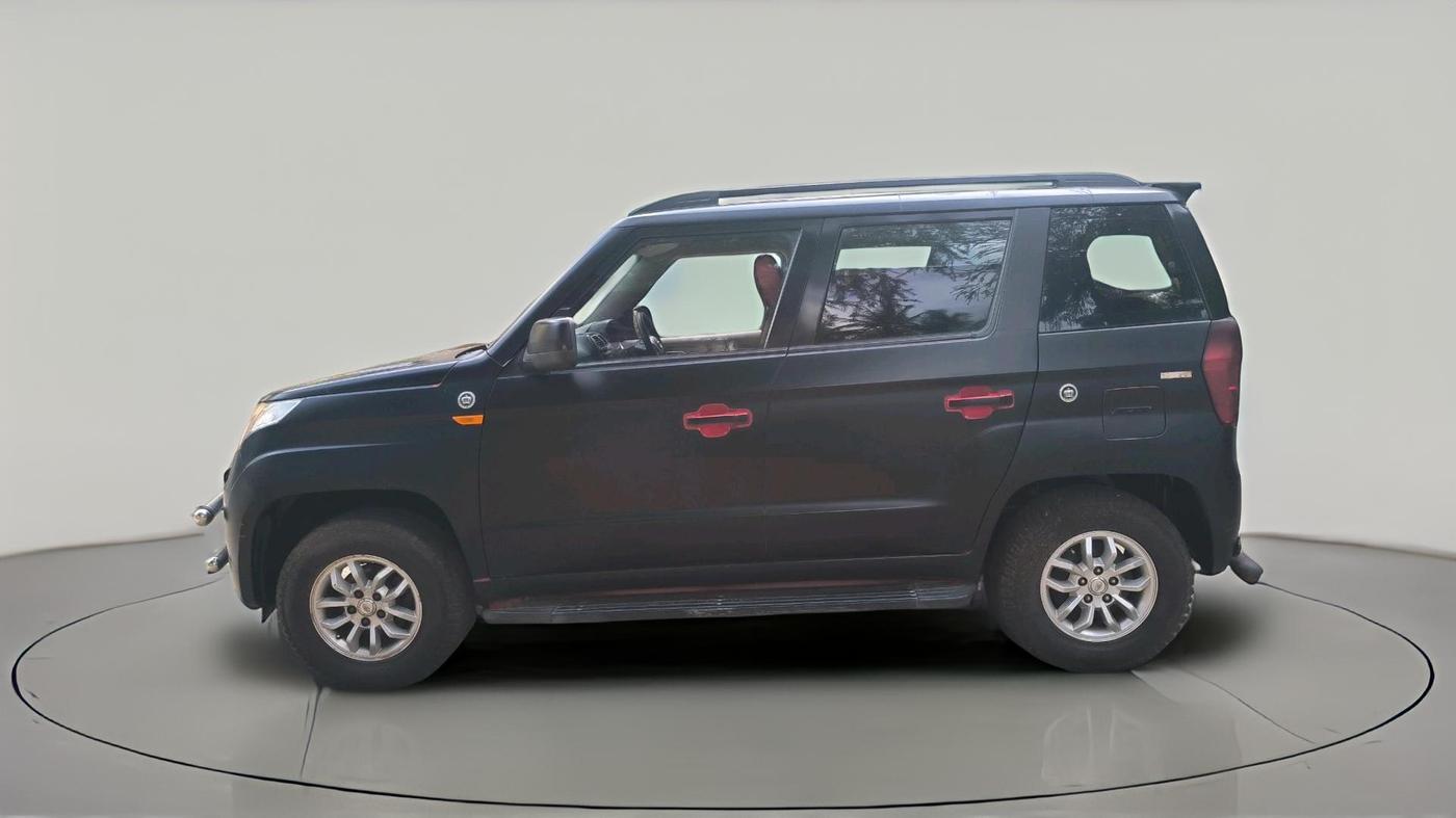 2016 Mahindra TUV300 T8 AMT, Diesel, Automatic, 51,739 km, exterior